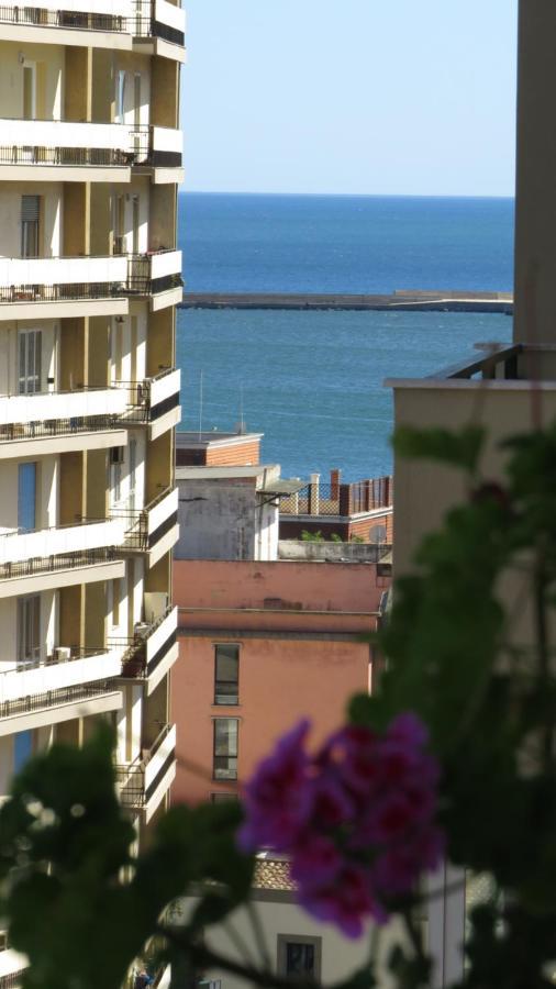 Luna Rossa Rooms Каляри Екстериор снимка