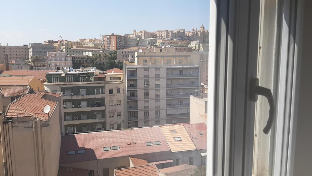 Luna Rossa Rooms Каляри Екстериор снимка